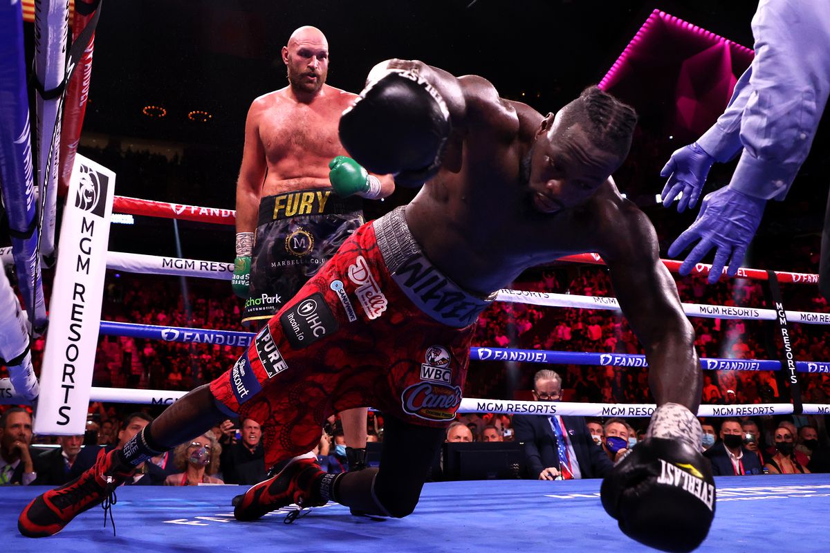 www.nigerianeyenewspaper.com-Tyson-Fury-defeats-Deontay-Wilder